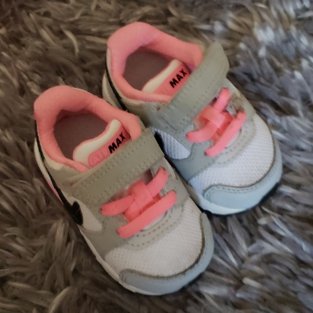 Size 3 infant Nike Air Max